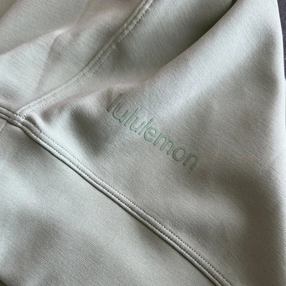 Lululemon Softstreme Crewneck Sweatshirt - Picture 3 of 4